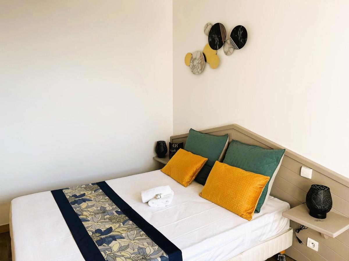 Gabrielle Hotel Aiguines Room photo