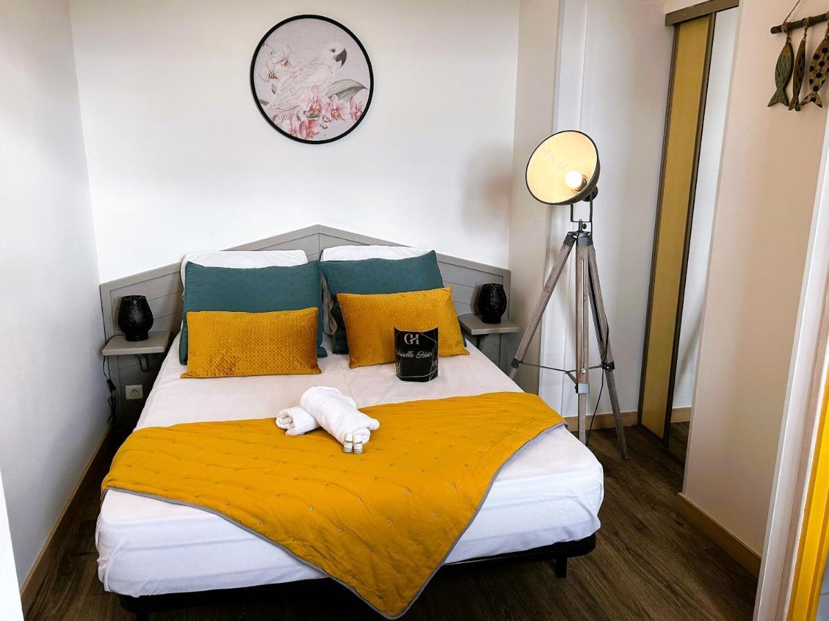 Gabrielle Hotel Aiguines Room photo