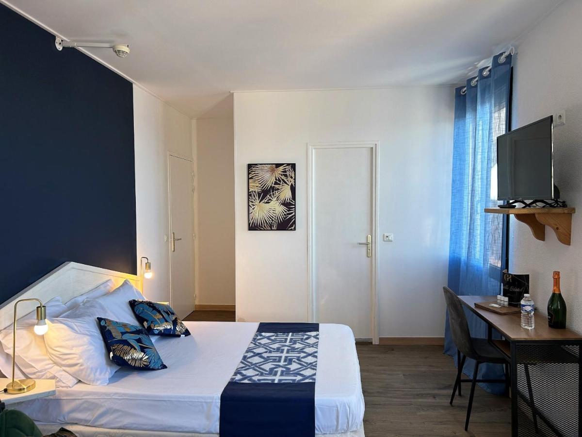 Gabrielle Hotel Aiguines Room photo